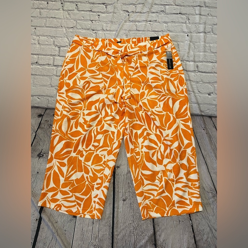 NWT SOHO FLORAL PANTS SIZE 3XL